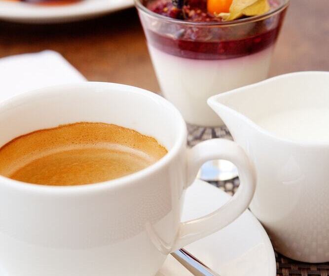 فندق Vienna House By Wyndham Zur Bleiche Schaffhausen