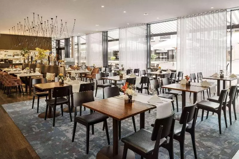 Отель Vienna House By Wyndham Zur Bleiche Schaffhausen