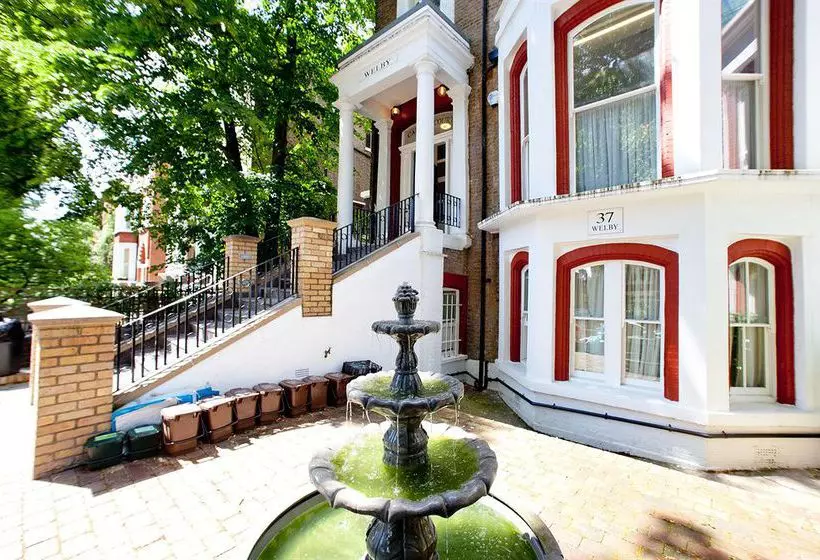 בית מלון כפרי Welby 37