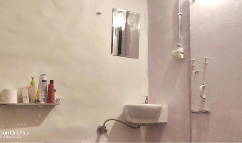 הוסטל Chakras   A Boutique Stay