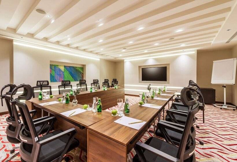 Hotel Best Western Plus Al Qurayyat City Center