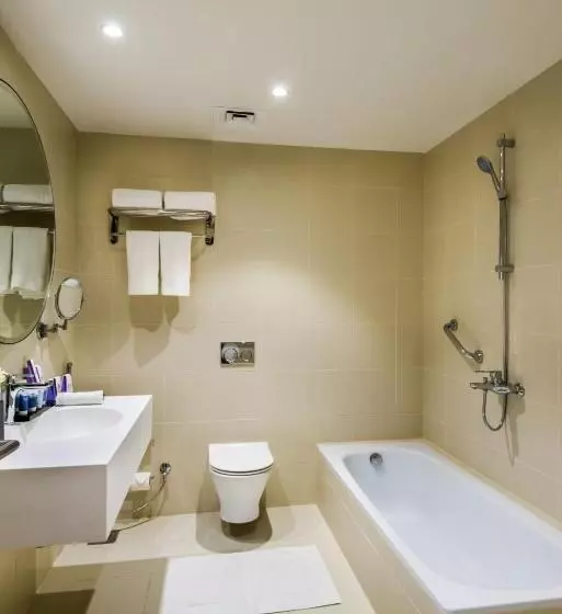 Hotelli Best Western Plus Al Qurayyat City Center