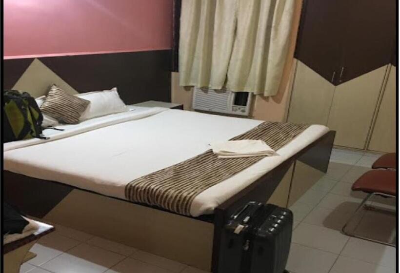 هتل Omran Villa By Wb Inn