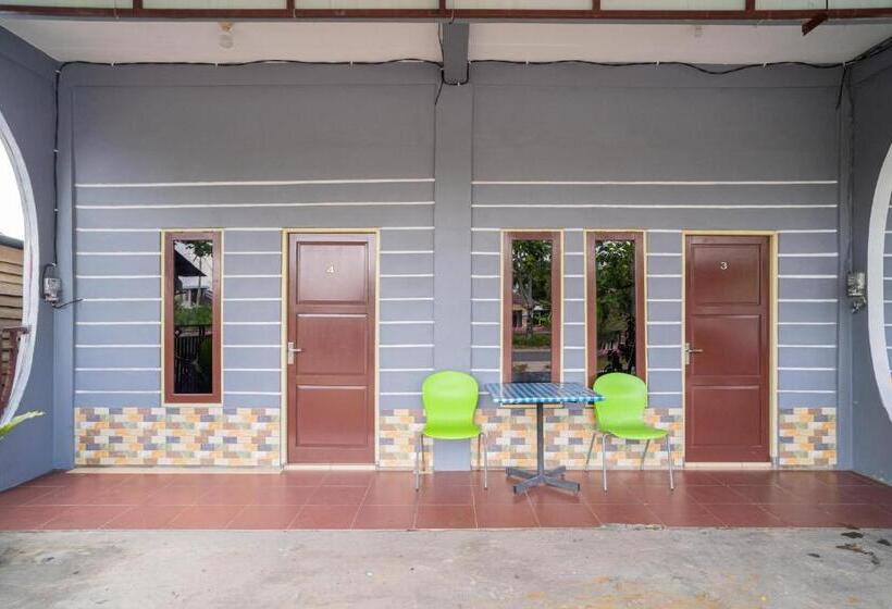 فندق Reddoorz Syariah @ Jalan Bukit Kaminting 2