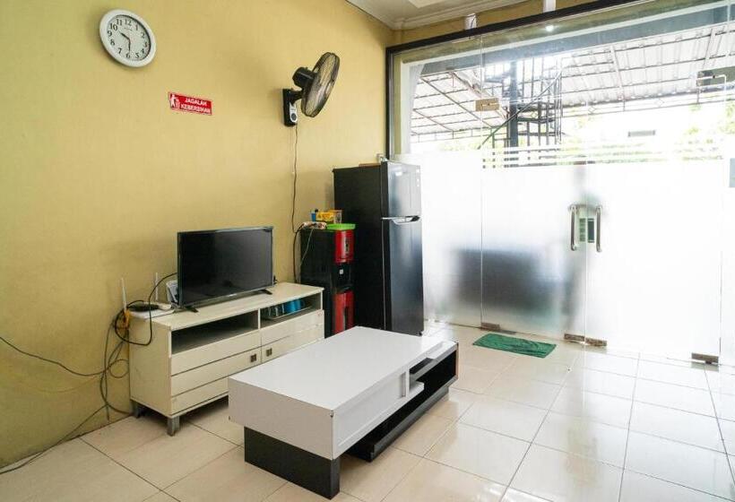 فندق Reddoorz Syariah @ Jalan Bukit Kaminting 2