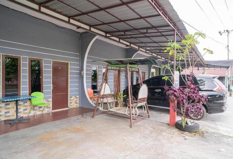 فندق Reddoorz Syariah @ Jalan Bukit Kaminting 2