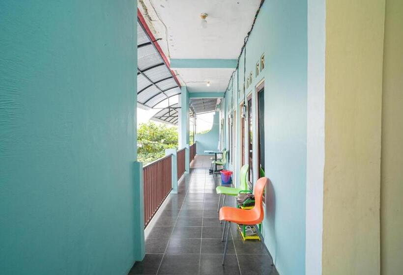 فندق Reddoorz Syariah @ Jalan Bukit Kaminting 2