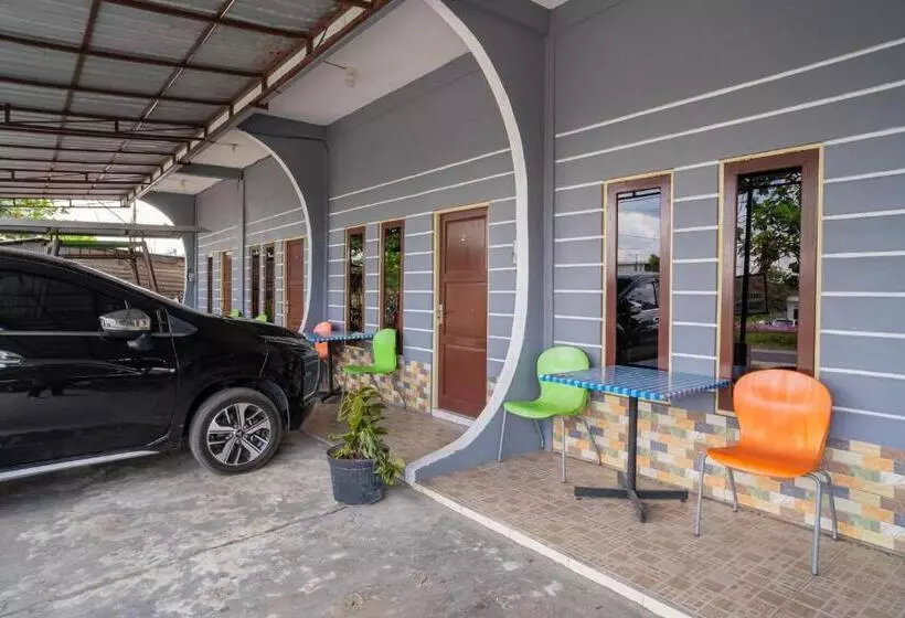 هتل Reddoorz Syariah @ Jalan Bukit Kaminting 2
