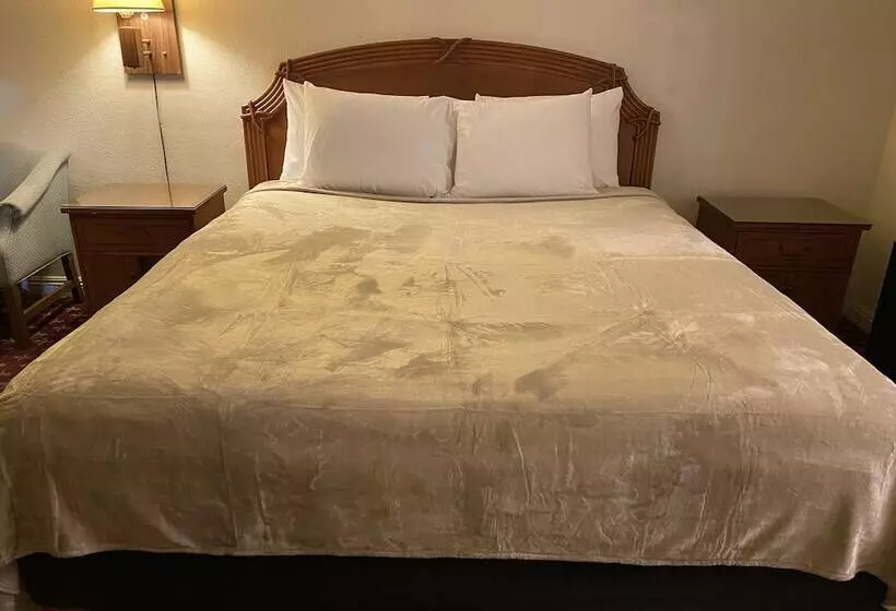 Motelli Howard Johnson By Wyndham Azusa