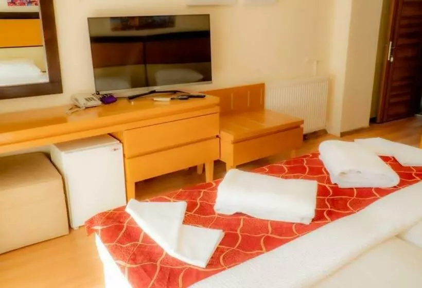 Platanus Hotel Altınoluk