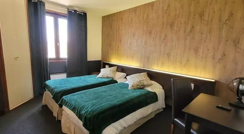 Hotelli Le Merle Blanc