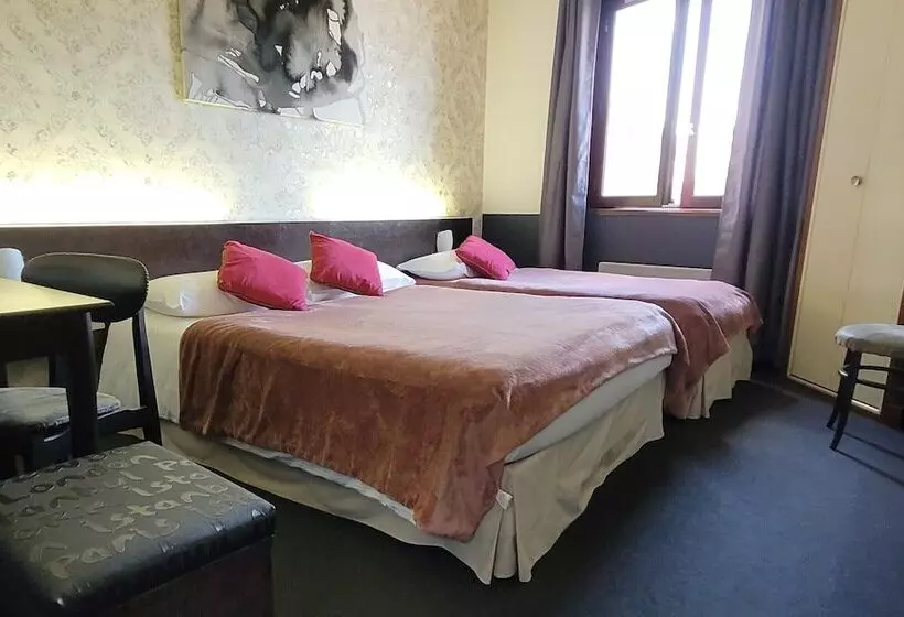 Hotelli Le Merle Blanc