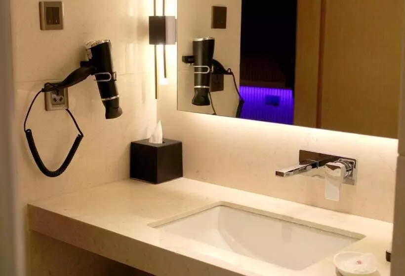 Hotelli Planet Hollywood Thane