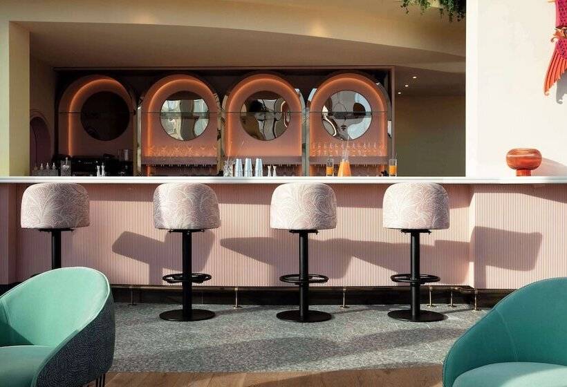 Art Otel London Battersea Power Station, Powered By Radisson Hotels