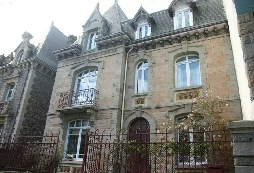 Aamiaismajoitus (B&B) Villa Clémenceau