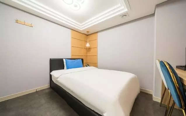 هتل Bay 202