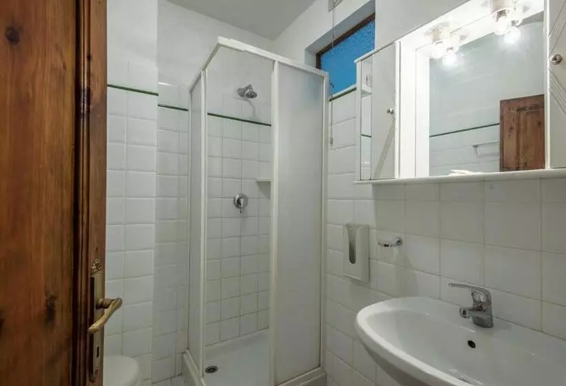 Hotelli Poggio Primo Bilocale Prunalbo