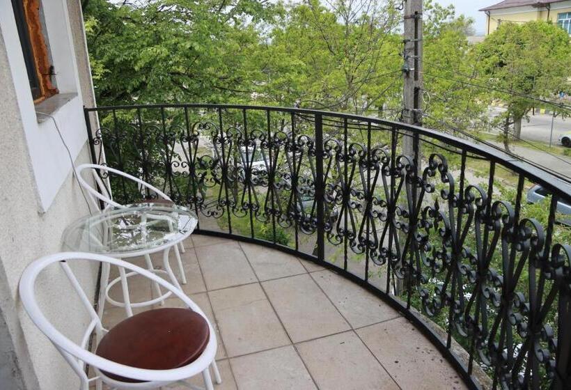 בית מלון כפרי Casa Italia