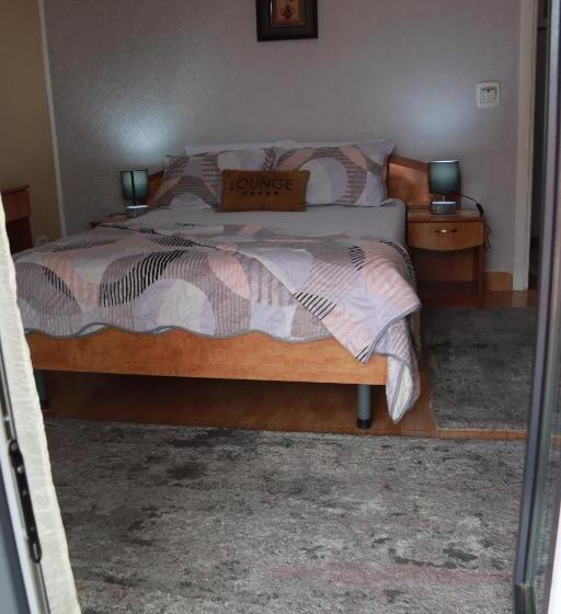 בית מלון כפרי Casa Italia