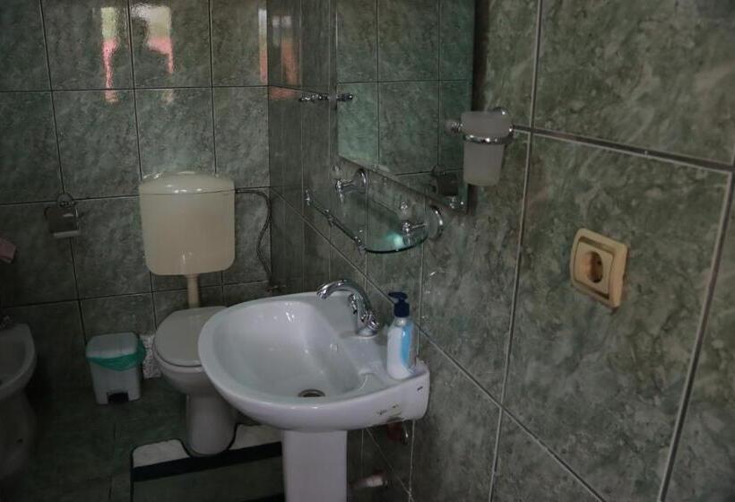 בית מלון כפרי Casa Italia