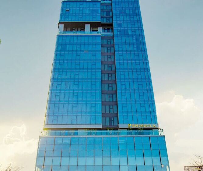 Peninsula Hotel Danang