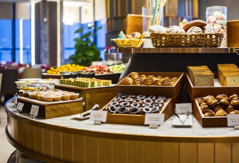 Peninsula Hotel Danang