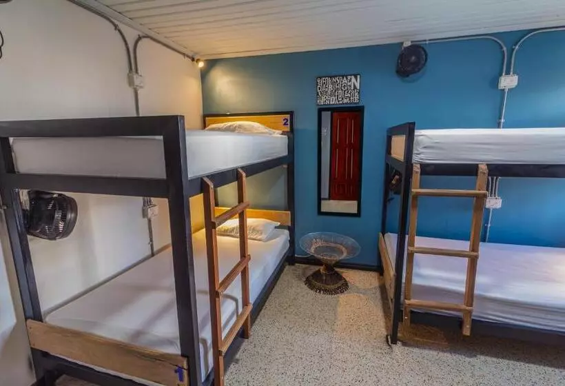 Tambo Hostel