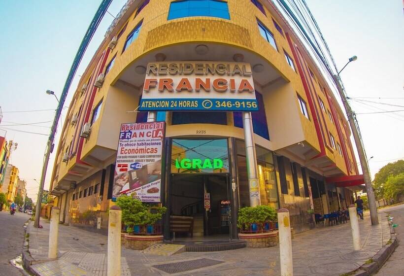 هاستل Residencial Francia