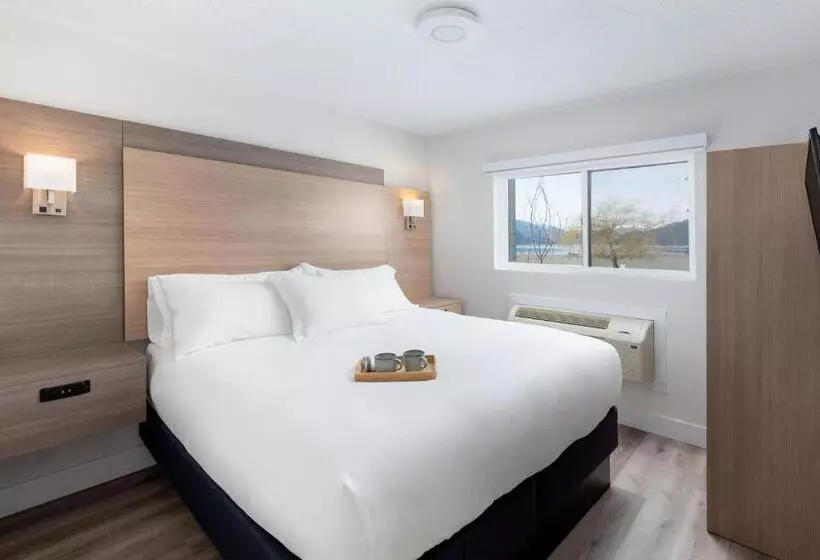 Harrison Grand Motel