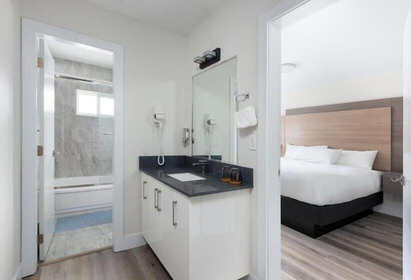 Harrison Grand Motel