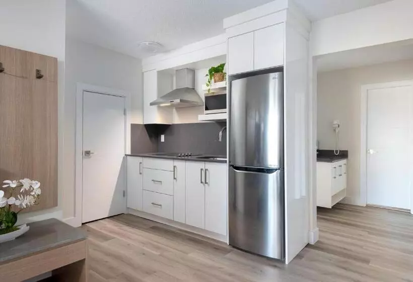 Harrison Grand Motel