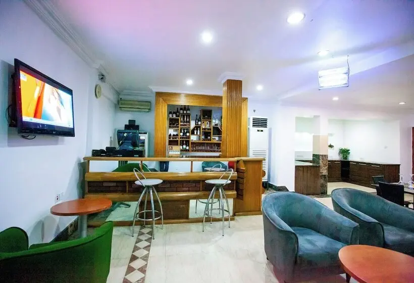 هتل Genesis Place