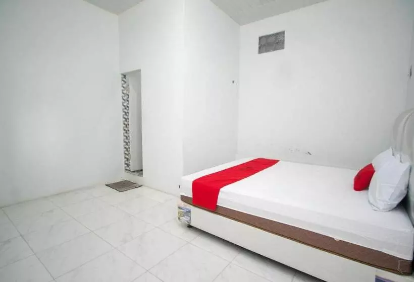 Hotelli Reddoorz Syariah Near Danau Lut Tawar Takengon 2