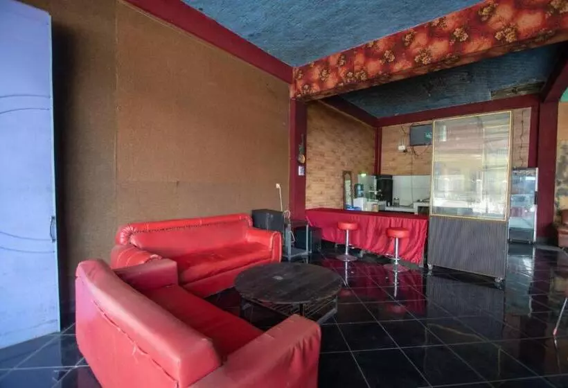 Hotelli Reddoorz Syariah Near Danau Lut Tawar Takengon 2