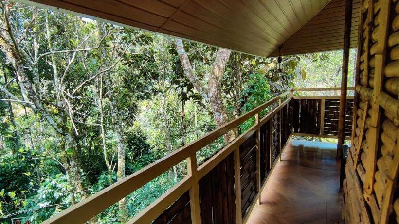 リゾートホテル Chalona Hill View