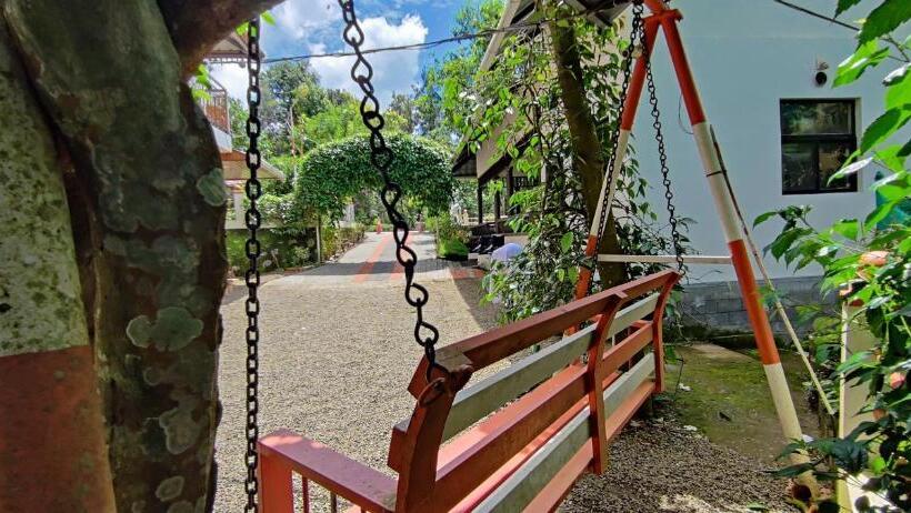 リゾートホテル Chalona Hill View