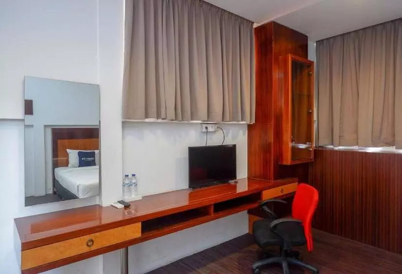 Urbanview Hotel Artama Simpang Lima By Reddoorz