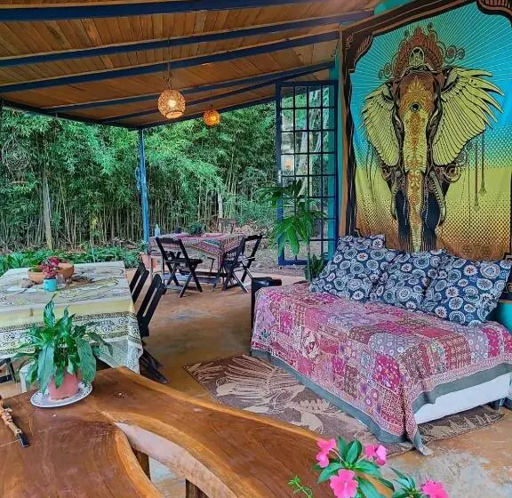 Espaço Cultural Lotus Suítes, Hostel E Camping