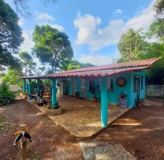 Espaço Cultural Lotus Suítes, Hostel E Camping