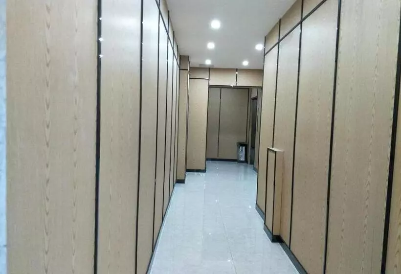 Hotelli 7days Premium Xining Bayi East Road Tuanjie Bridge Branch