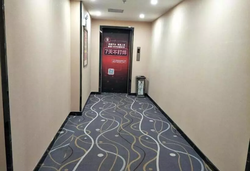 Hotelli 7days Premium Xining Bayi East Road Tuanjie Bridge Branch