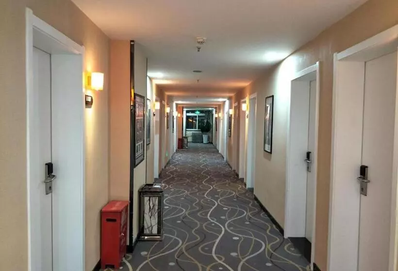 Hotelli 7days Premium Xining Bayi East Road Tuanjie Bridge Branch