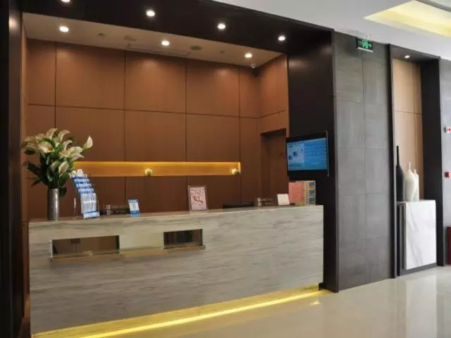 Hotelli Jinjiang Inn Select Xuzhou High Speed Railway Huaihai Huanqiugang Branch