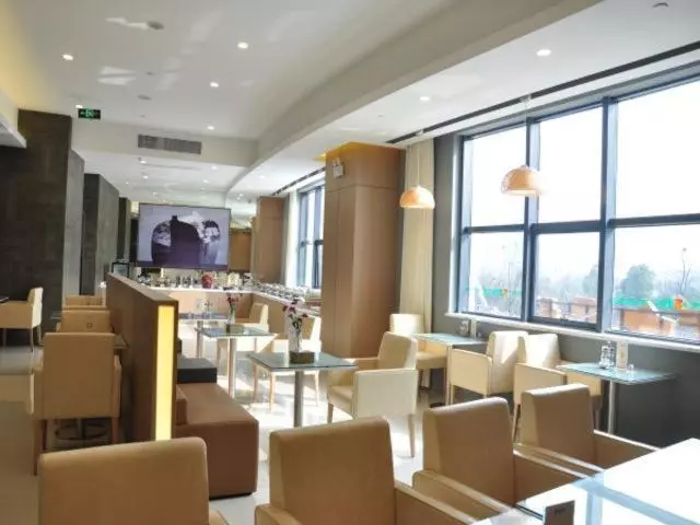 Hotelli Jinjiang Inn Select Xuzhou High Speed Railway Huaihai Huanqiugang Branch