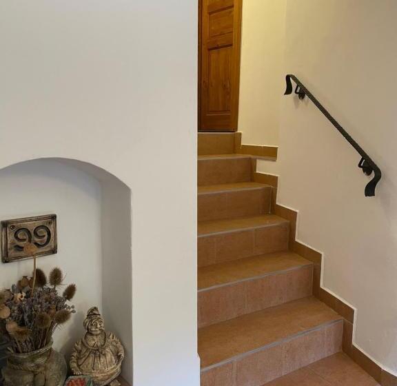 펜션 Penzion Pod Hradbami