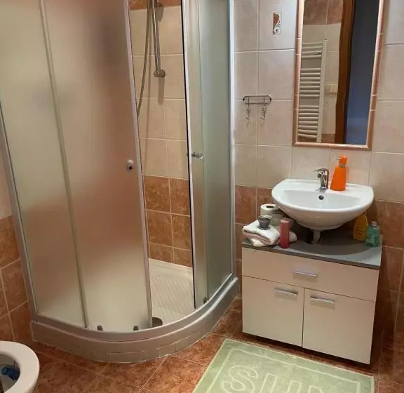 Majatalo Penzion Pod Hradbami