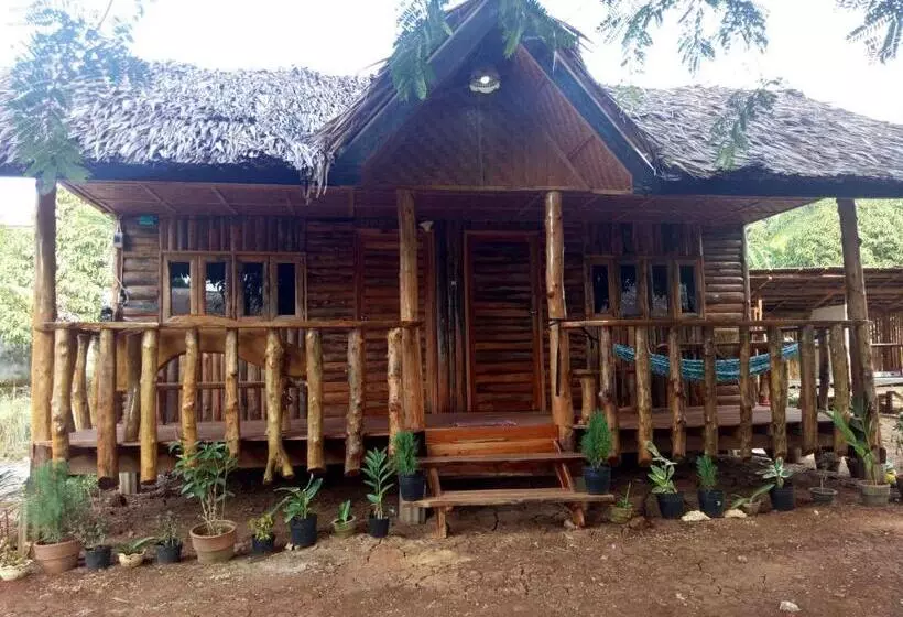 پانسیون Travis Post Homestay