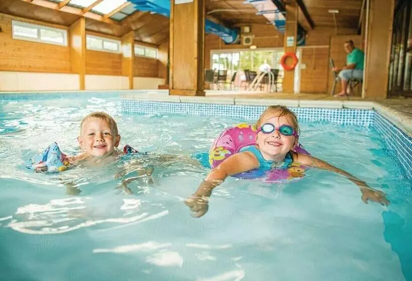 Lomakeskus Woodland Vale Holiday Park