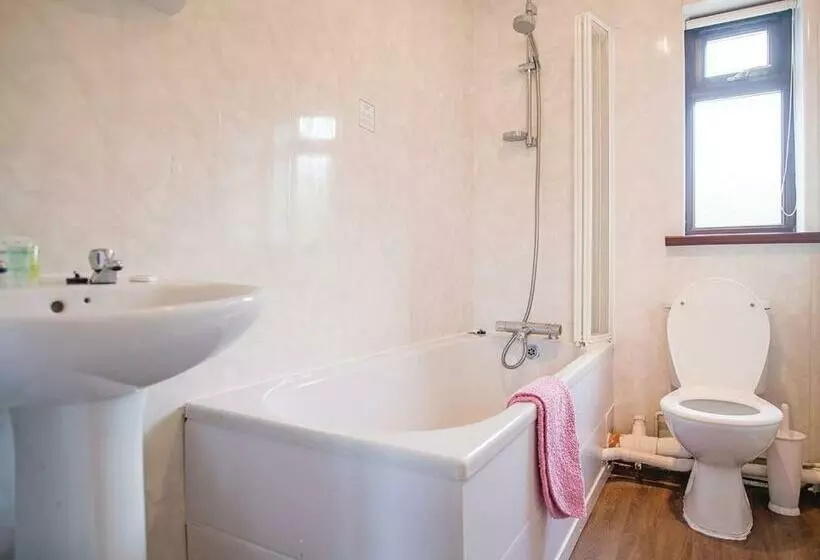 Lomakeskus Woodland Vale Holiday Park