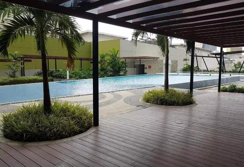 Rs Staycation Centrio Towers
